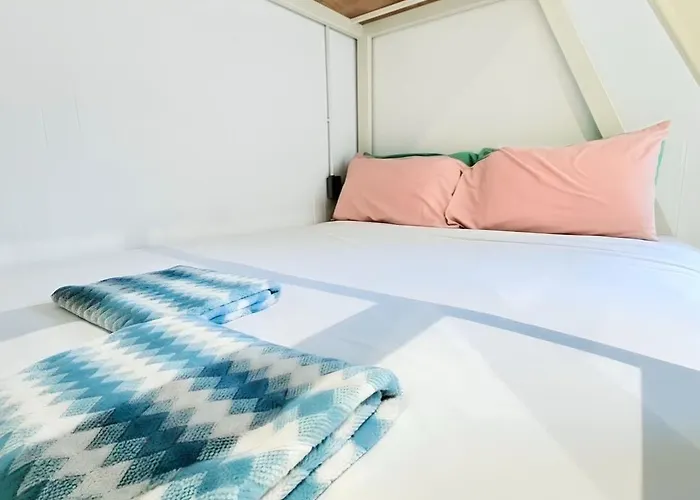 Gugu Bed בית הארחה *