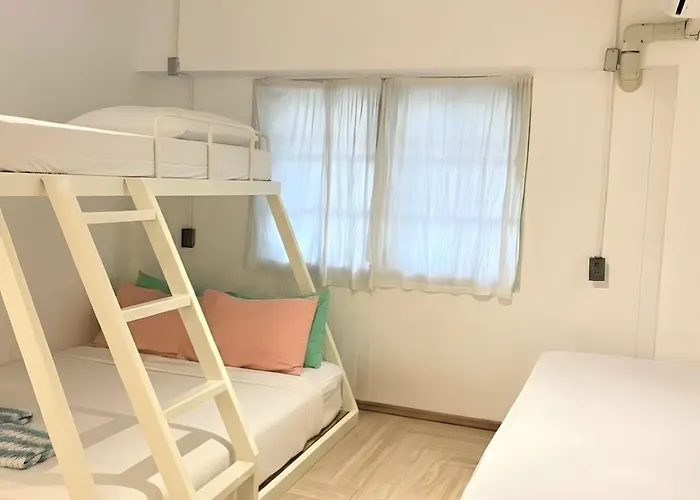 Gugu Bed בית הארחה בנגקוק